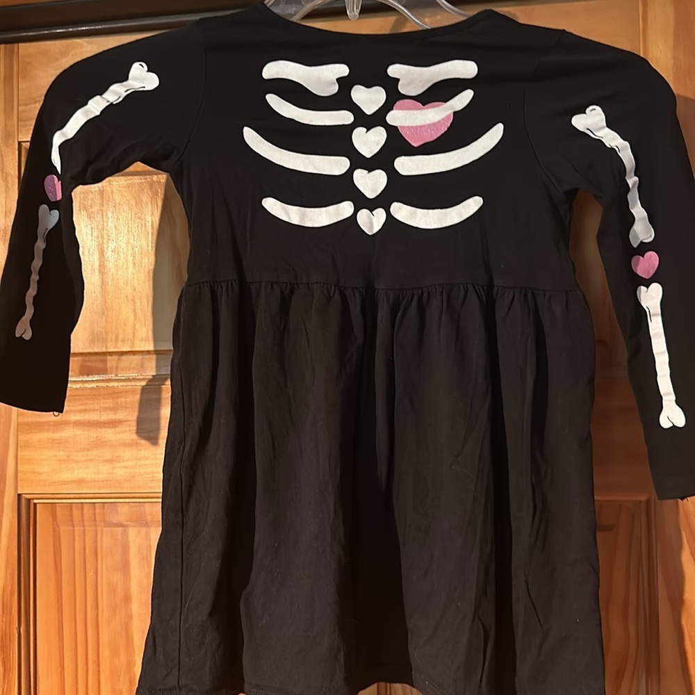 Halloween dress - Picture 2 of 2